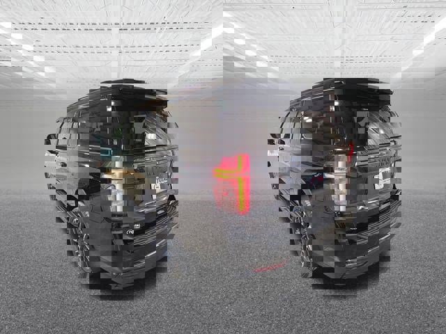 Used 2021 Chevrolet Suburban RST w/ Rear Media and Nav Package image 8