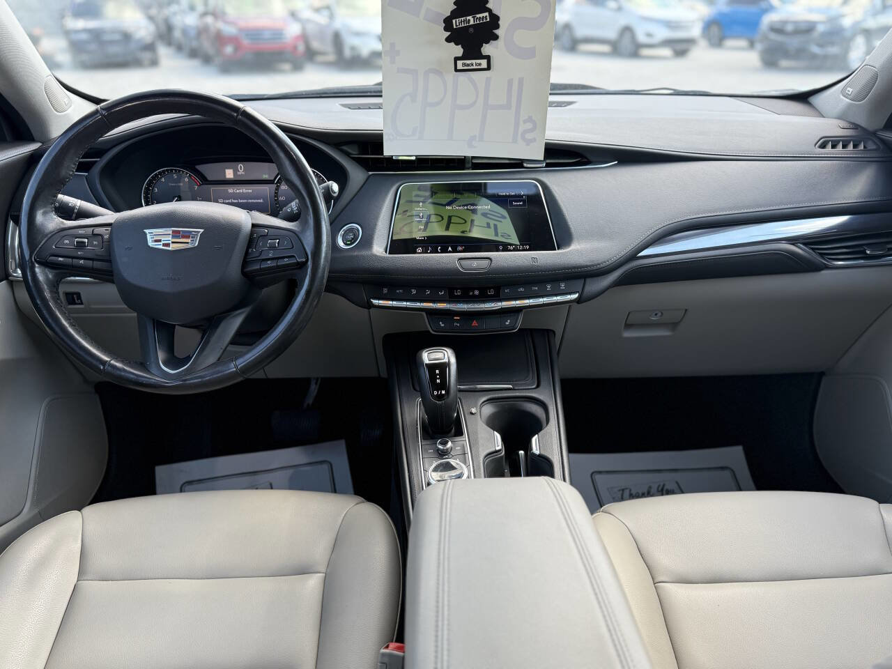 Used 2019 Cadillac XT4 Luxury w/ Cold Weather Package image 16