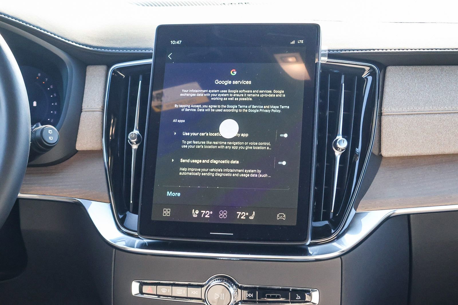 New 2026 Volvo XC90 B6 Ultra w/ Protection Package image 26