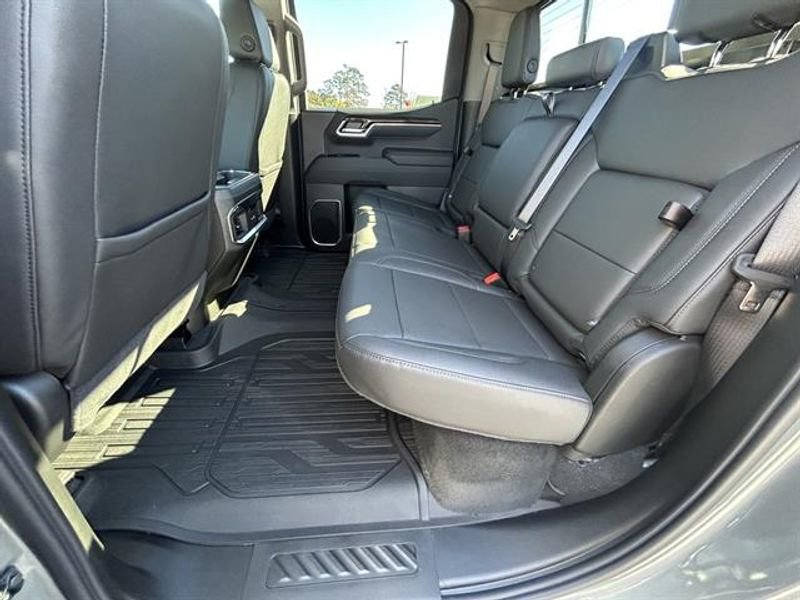 Used 2026 GMC Sierra 1500 Elevation w/ Elevation Premium Package image 29