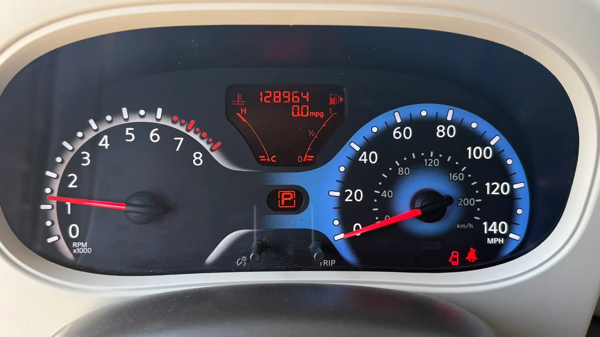 Used 2009 Nissan Cube 1.8 S w/ Interior Illumination Pkg FWD image 14