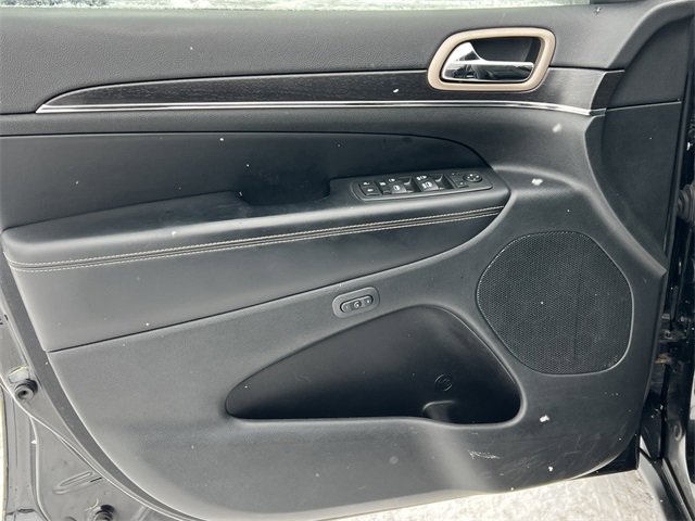 Used 2014 Jeep Grand Cherokee Limited image 13