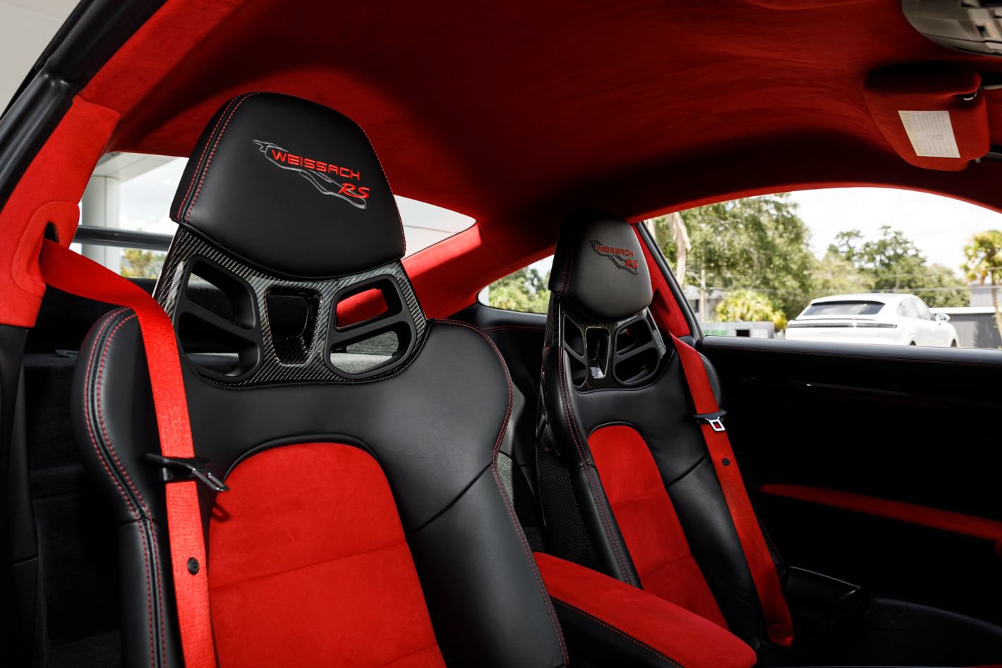 Used 2018 Porsche 911 GT2 RS w/ Weissach Package RWD image 65