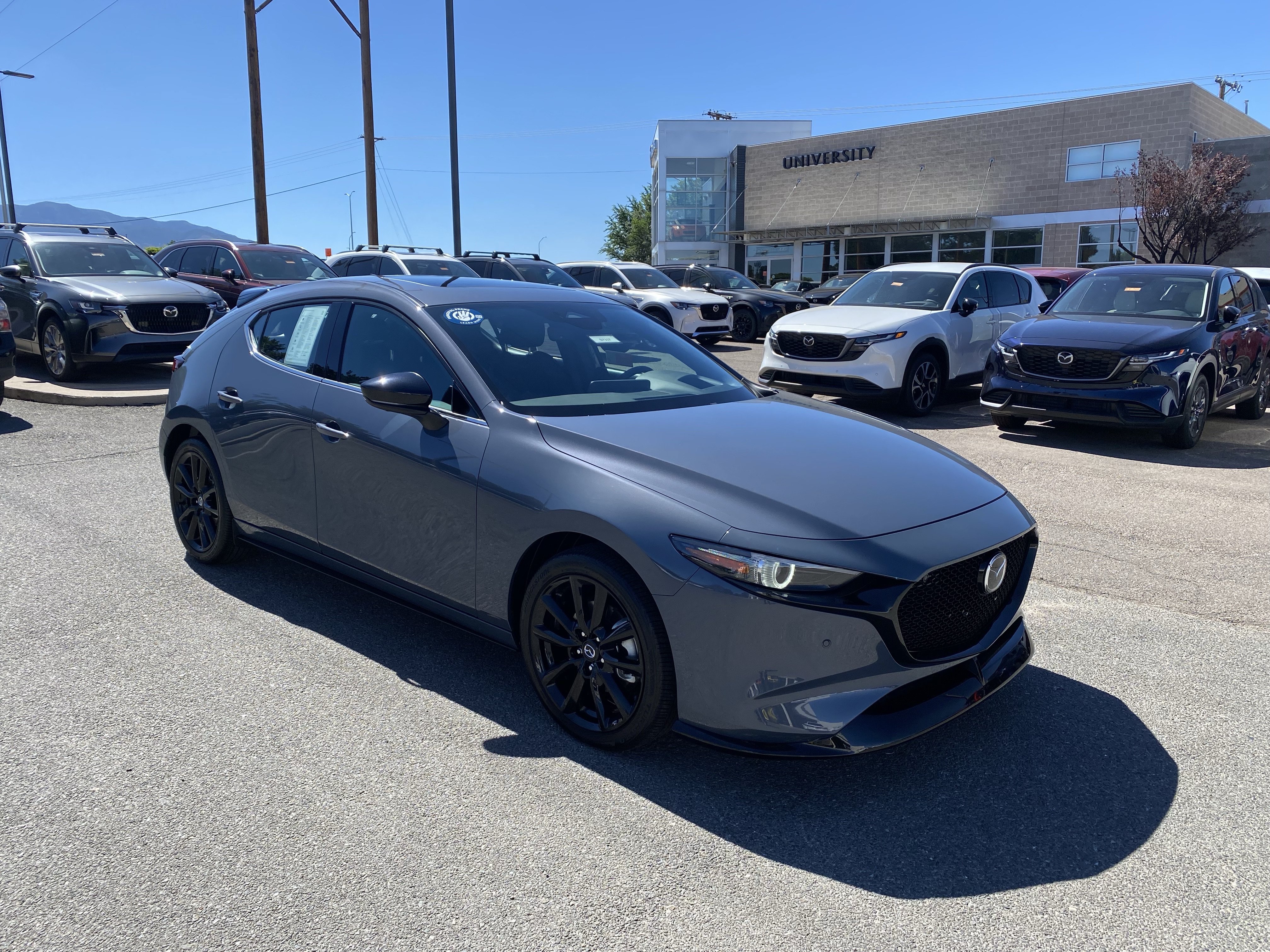 Certified 2025 MAZDA MAZDA3 Hatchback w/Premium Plus Pkg AWD/4WD image 50