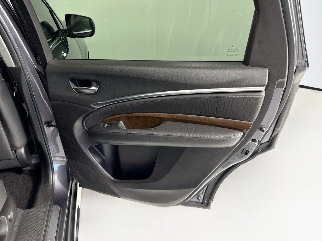 Used 2020 Acura MDX w/ Technology Package FWD image 27