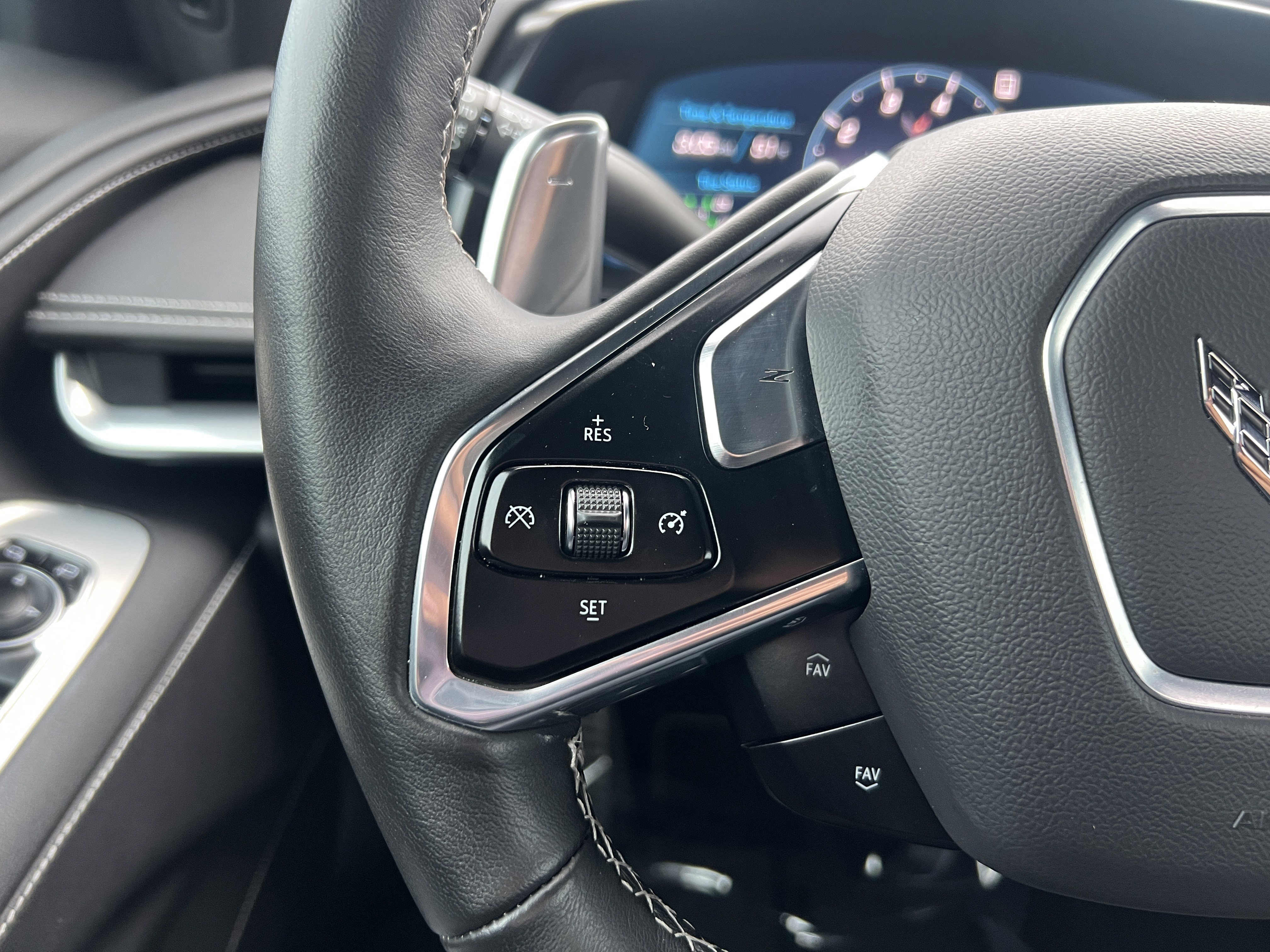 Used 2021 Chevrolet Corvette Stingray Preferred Conv w/ 2LT image 25