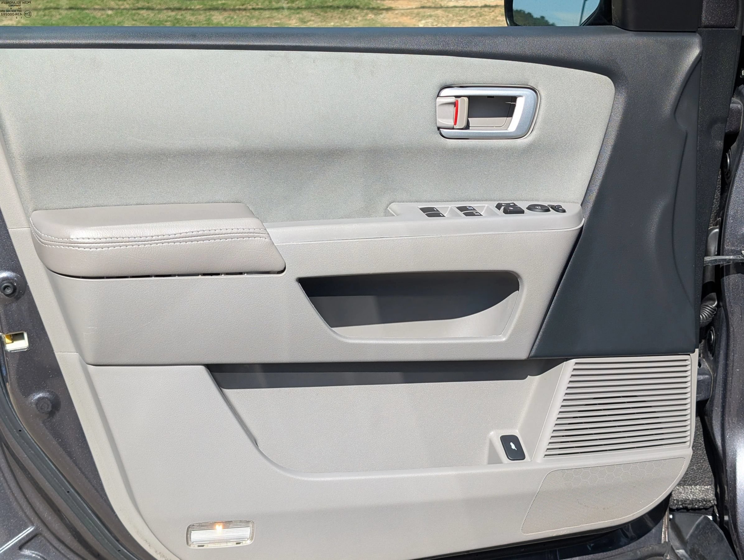 Used 2014 Honda Pilot LX image 16