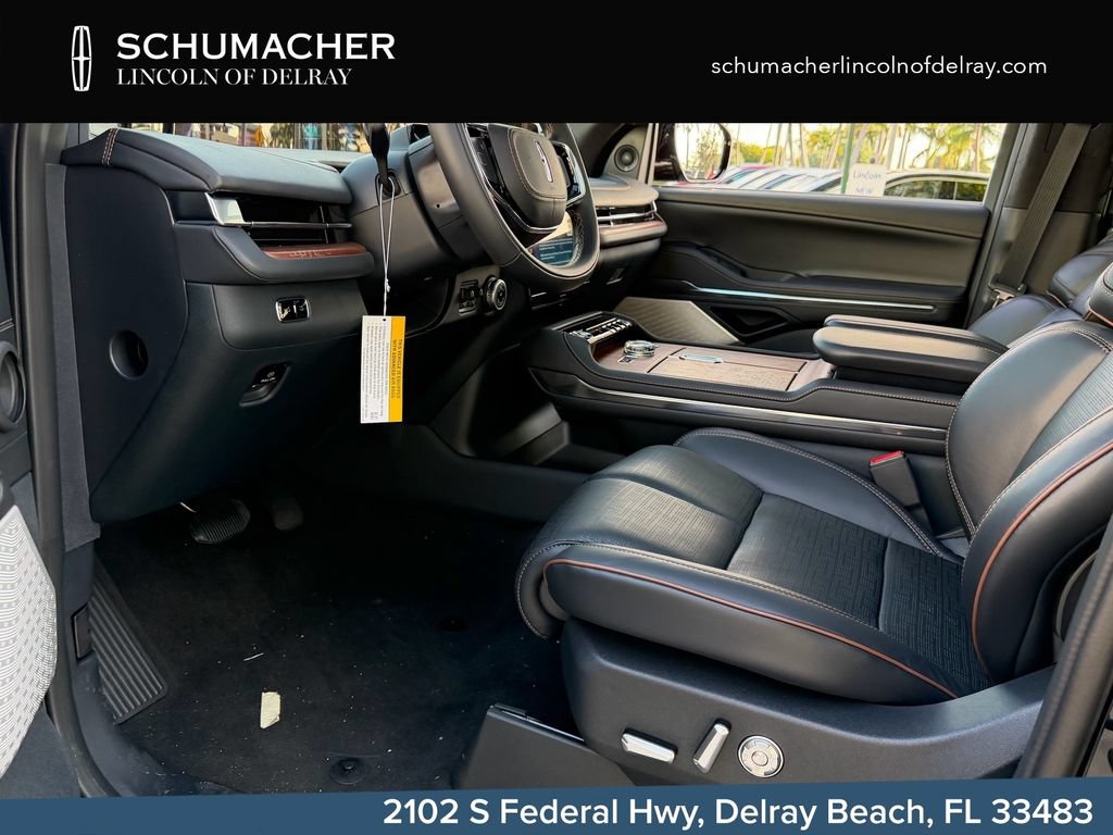 New 2026 Lincoln Navigator L Black Label AWD/4WD image 11