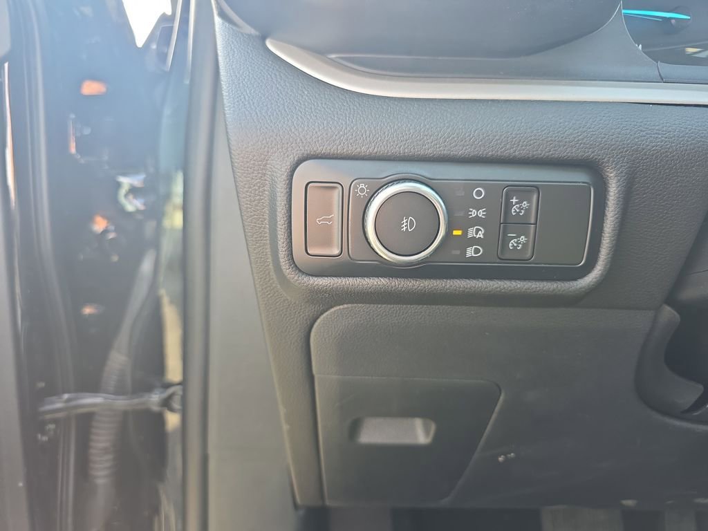 Certified 2024 Ford Explorer XLT w/ Equipment Group 202A image 20