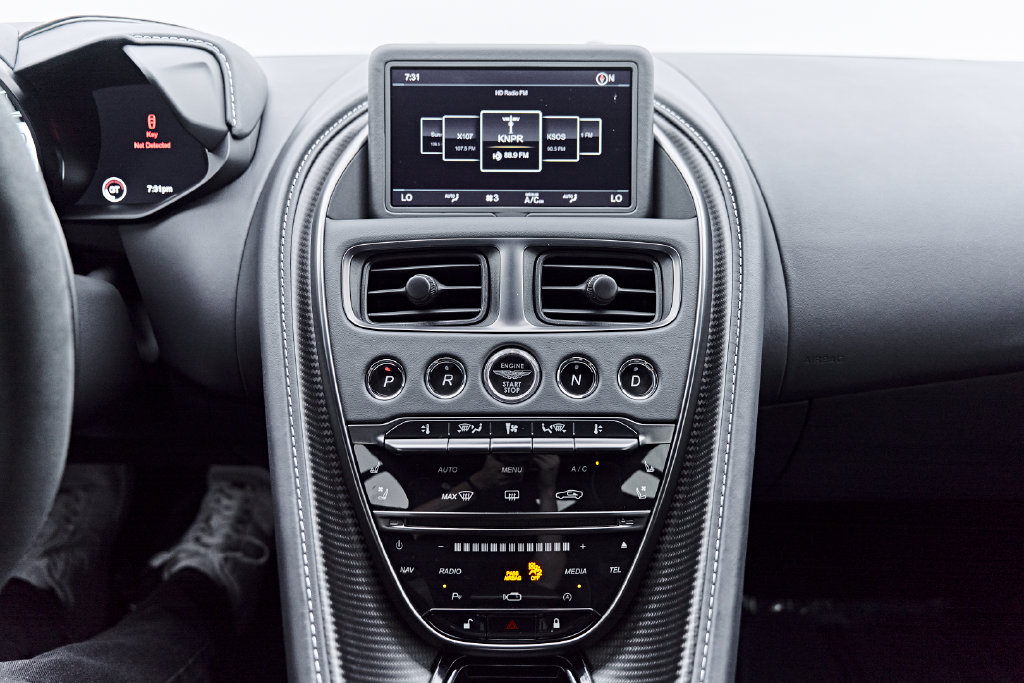 Used 2023 Aston Martin DBS Coupe RWD image 66