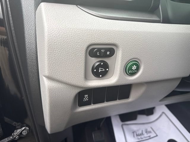 Used 2018 Honda Pilot LX image 19
