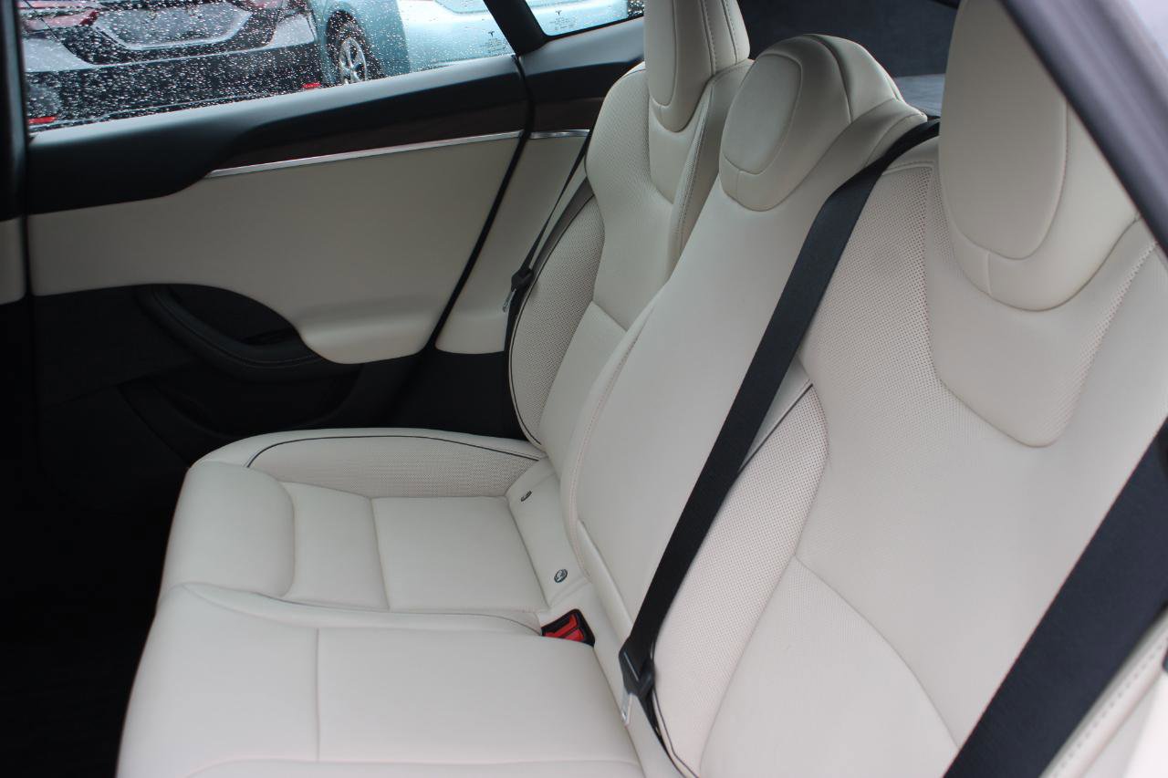 Used 2021 Tesla Model S Plaid image 13