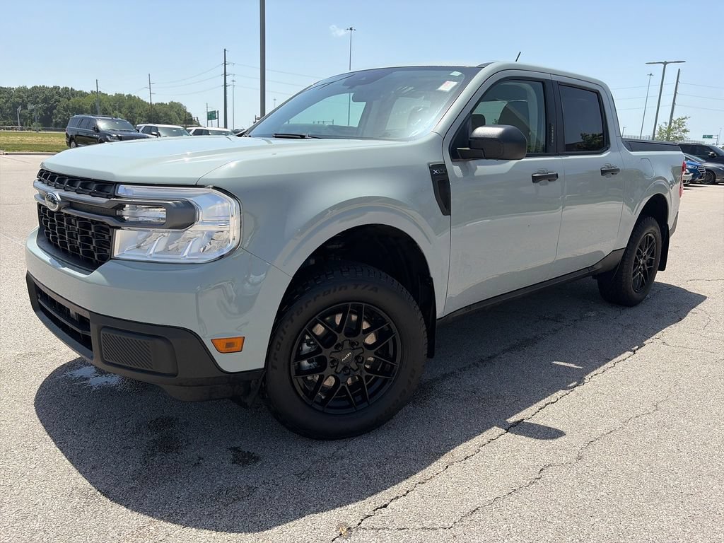 Used 2023 Ford Maverick XLT w/ Equipment Group 300A Standard AWD/4WD image 3