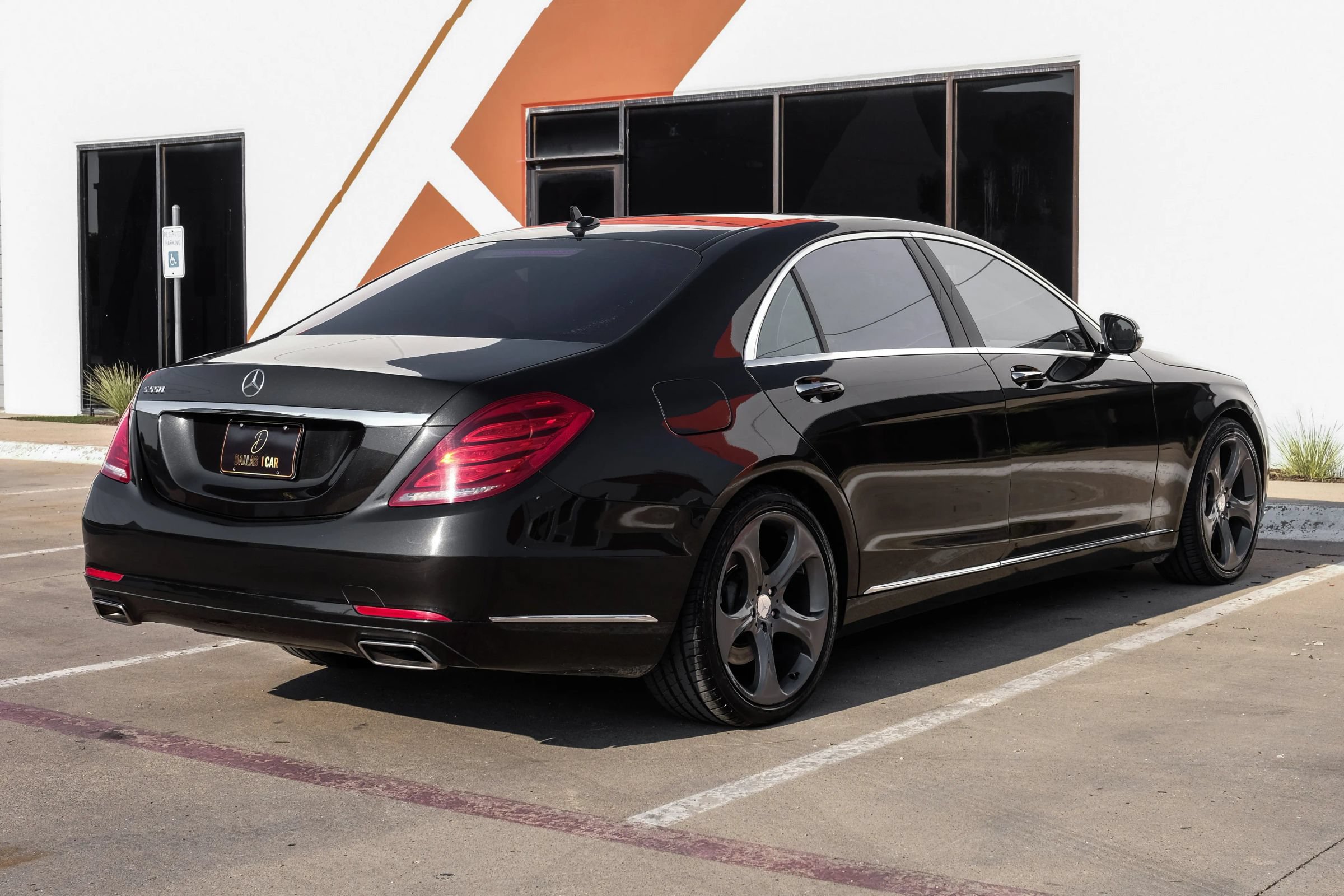 Used 2015 Mercedes-Benz S 550 Sedan image 10