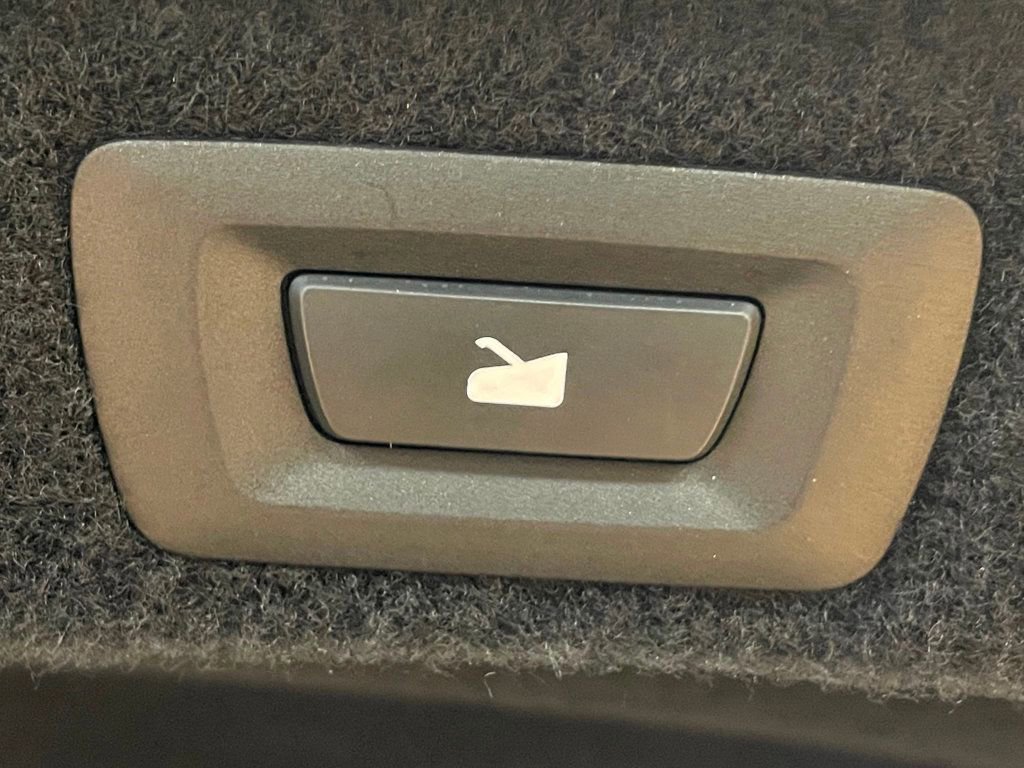 Used 2023 Lucid Air Grand Touring image 26