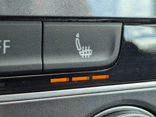 Used 2017 Volkswagen Golf Alltrack SE image 23