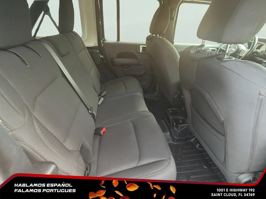 Used 2019 Jeep Wrangler Unlimited Sahara w/ Safety Group AWD/4WD image 13