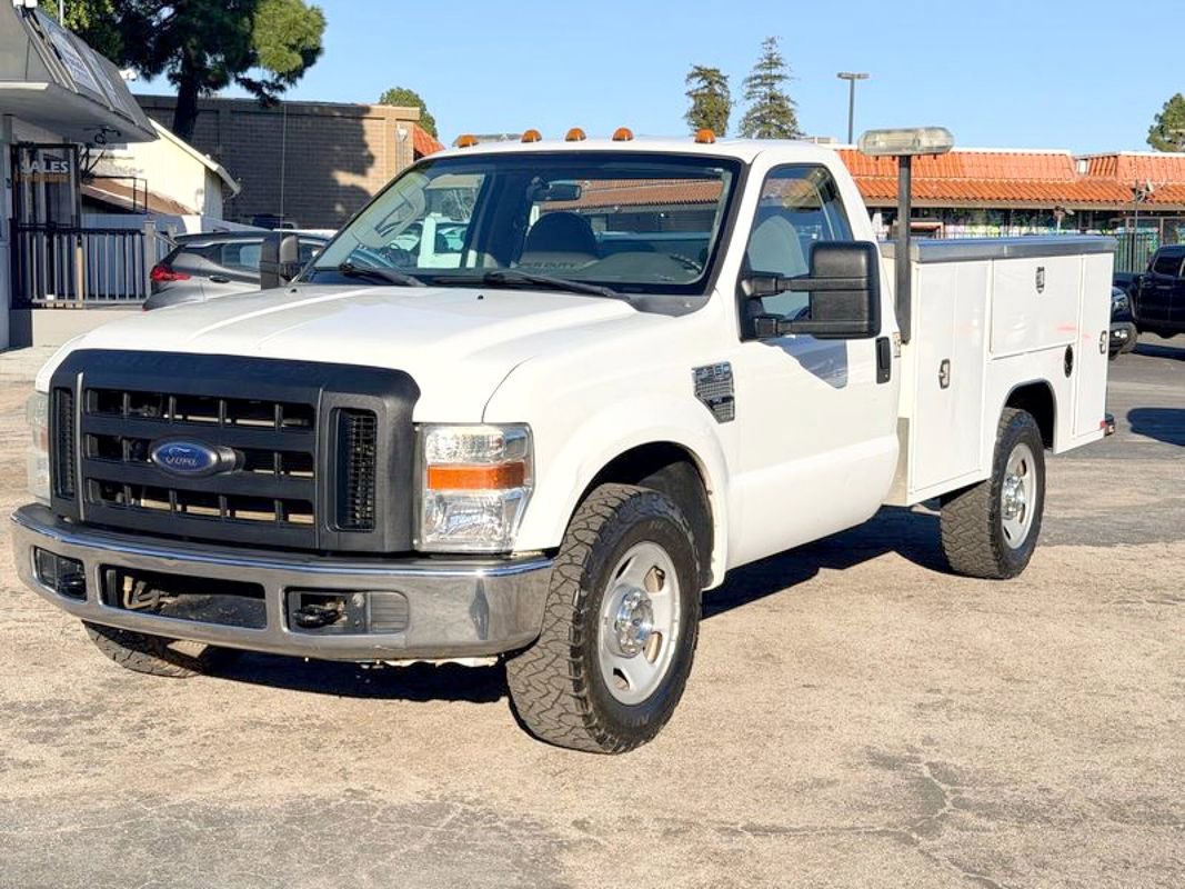 Used 2008 Ford F350 XL image 3