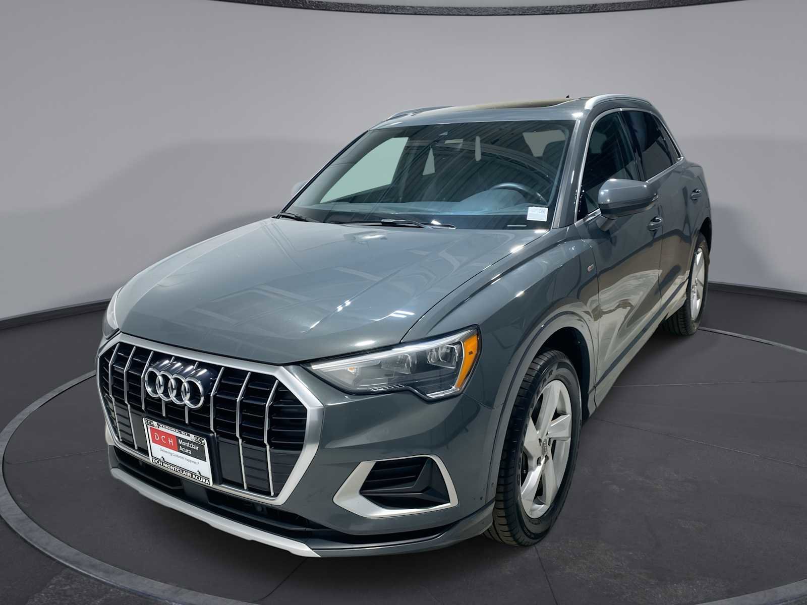 Used 2019 Audi Q3 2.0T Premium image 1