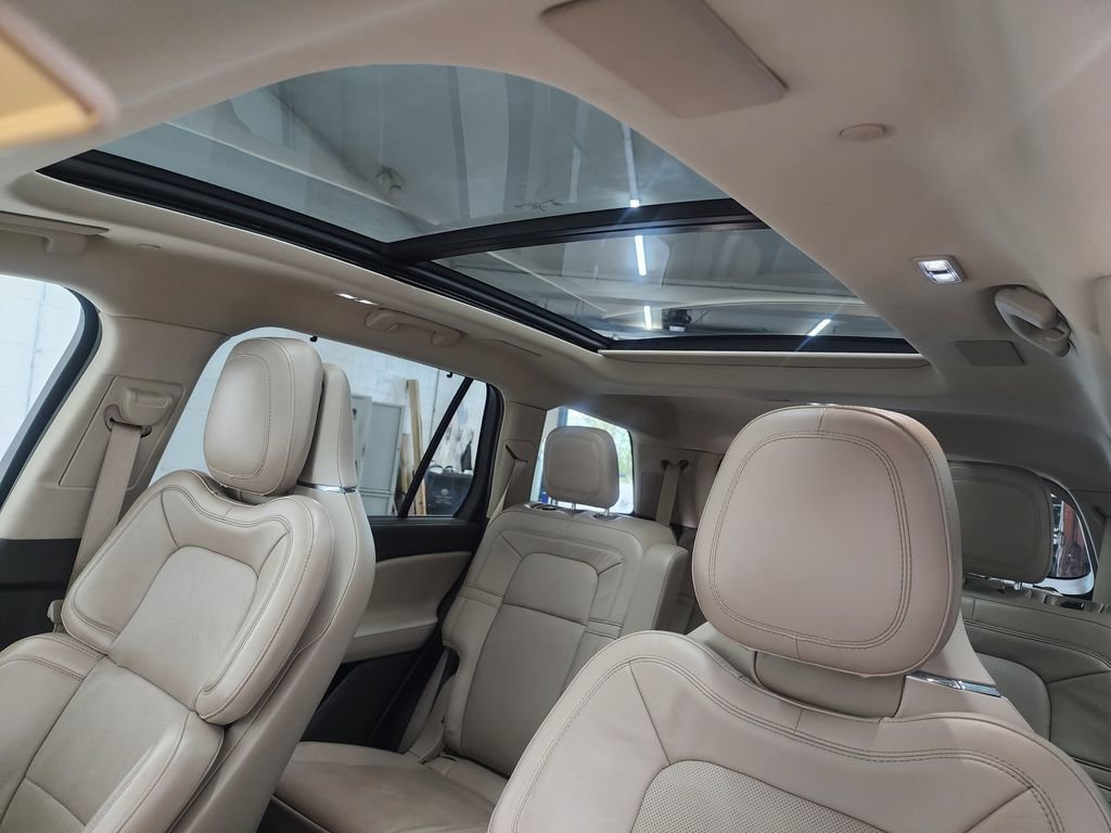 Used 2021 Lincoln Aviator Reserve w/ Equipment Group 202A AWD/4WD image 22