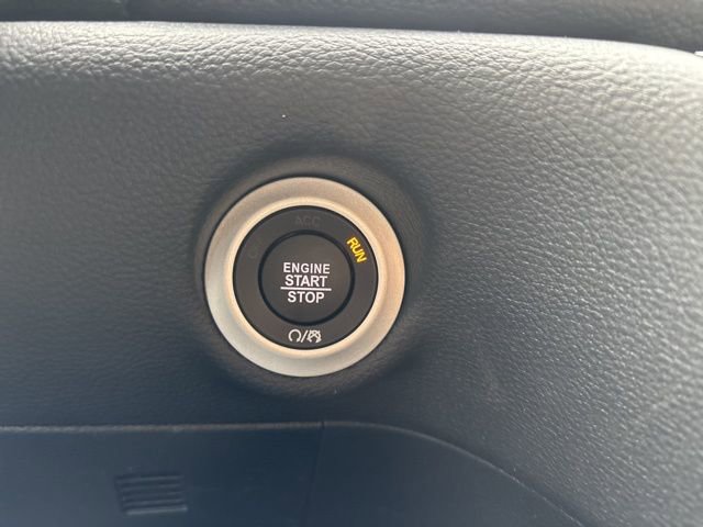 New 2026 Chrysler Pacifica Select image 23