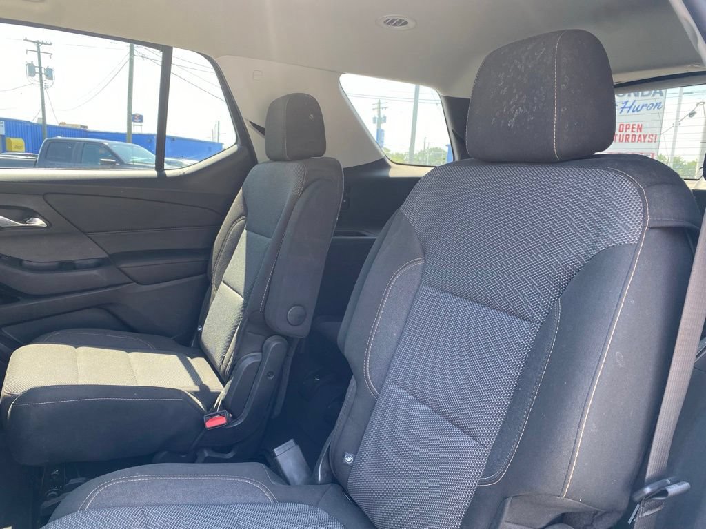 Used 2019 Chevrolet Traverse LT FWD image 13