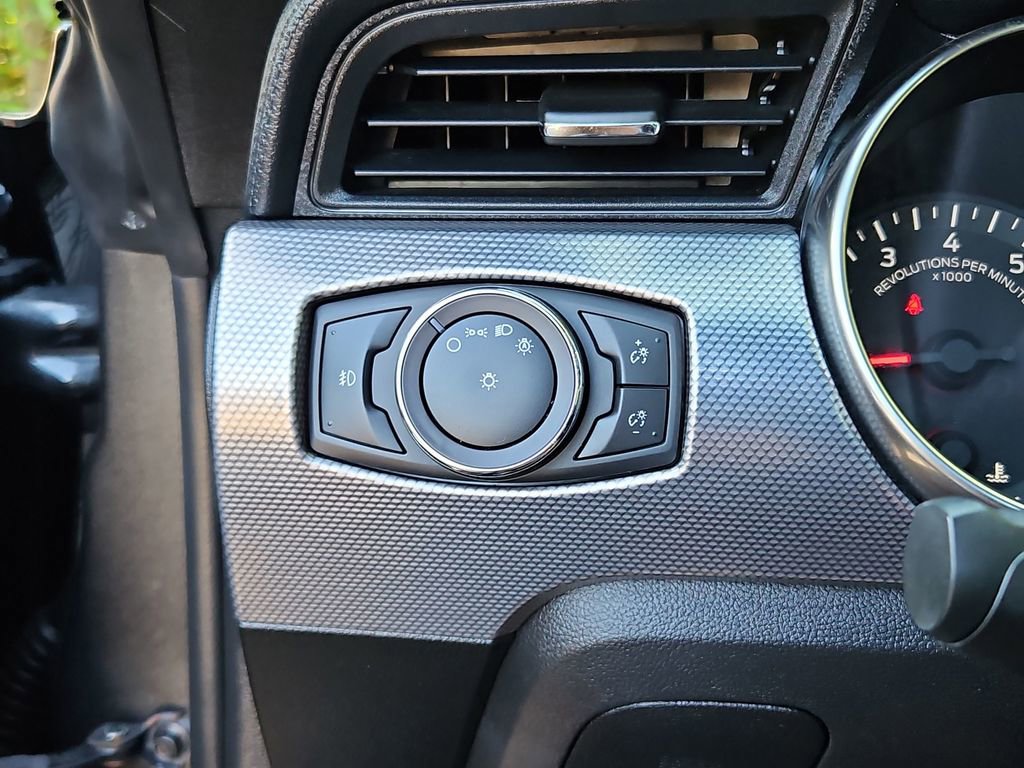 Used 2019 Ford Mustang GT RWD image 15