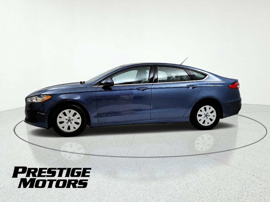 Used 2019 Ford Fusion S FWD image 4