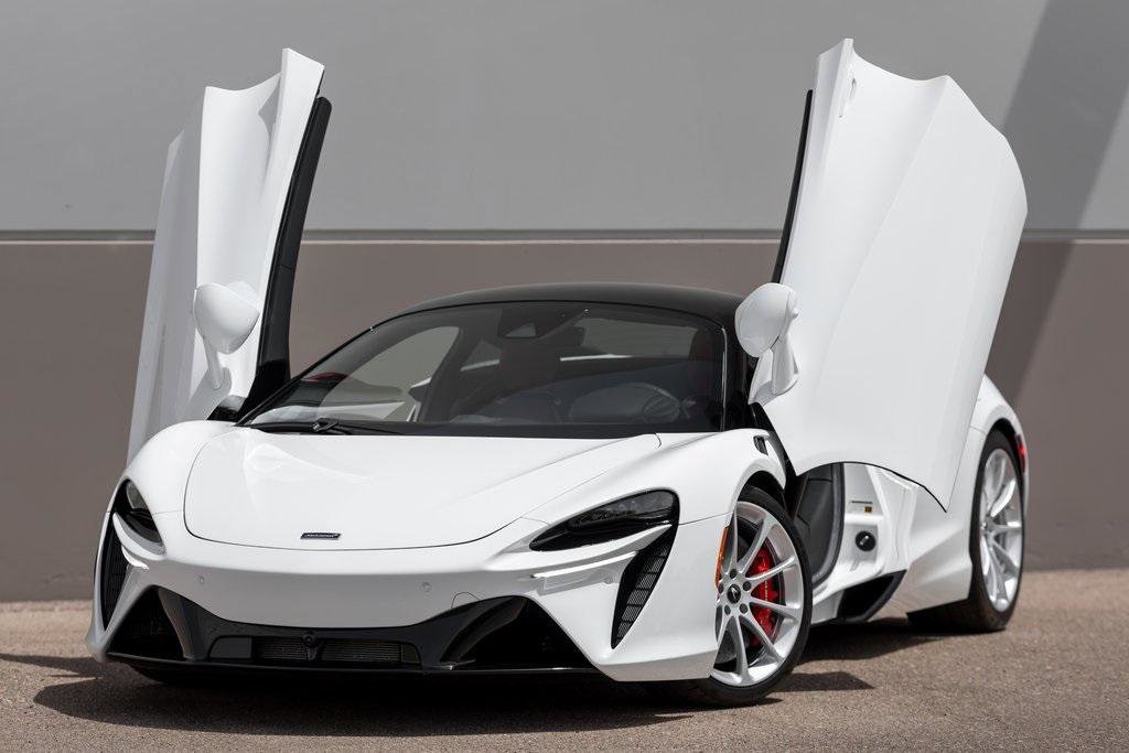 Used 2023 McLaren Artura