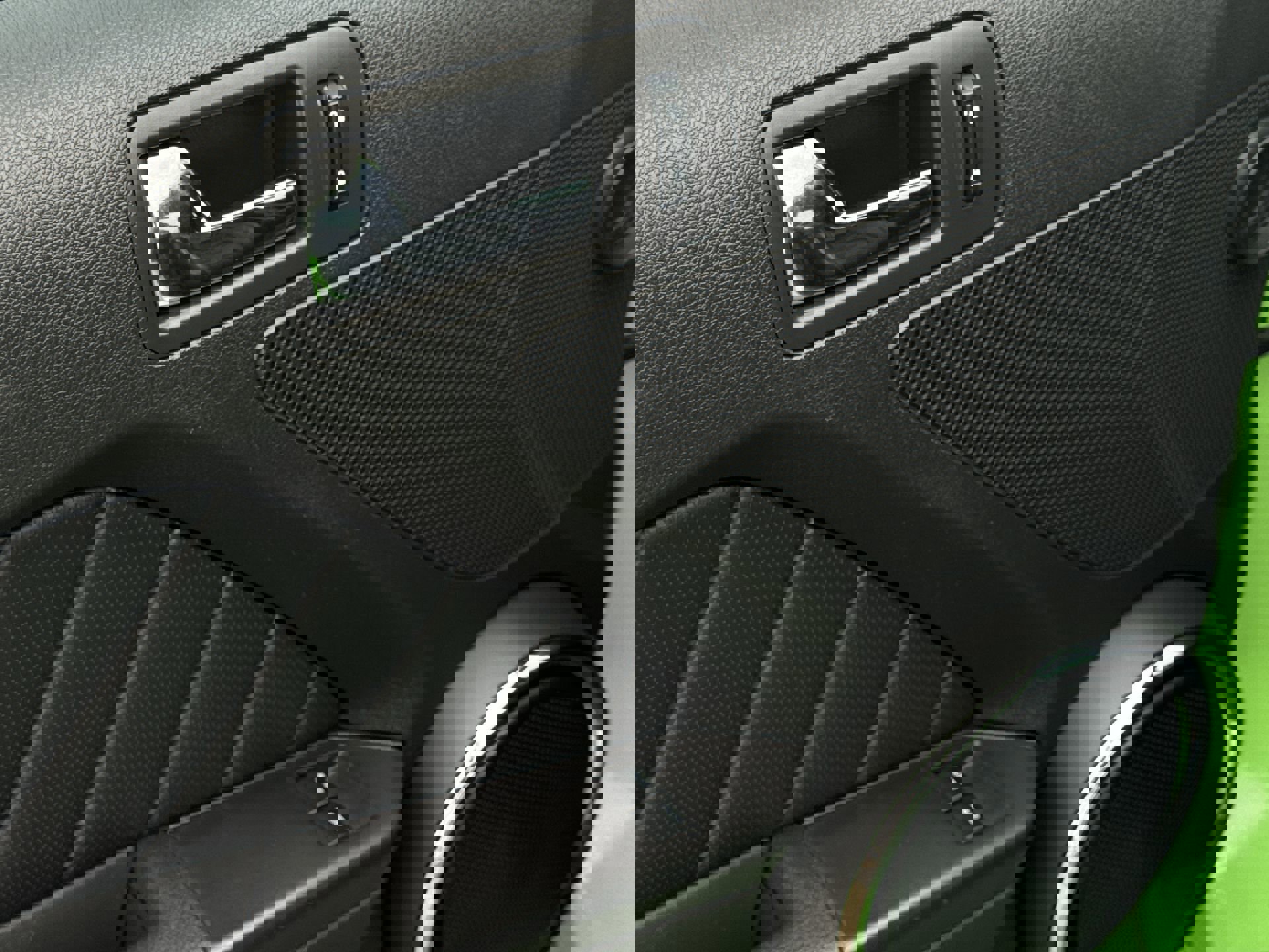 Used 2013 Ford Mustang GT w/ Electronics Pkg image 21