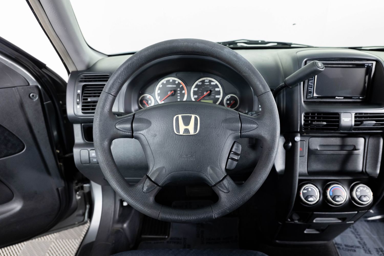 Used 2005 Honda CR-V LX image 28