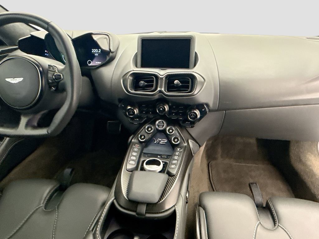Used 2023 Aston Martin V12 Vantage image 13
