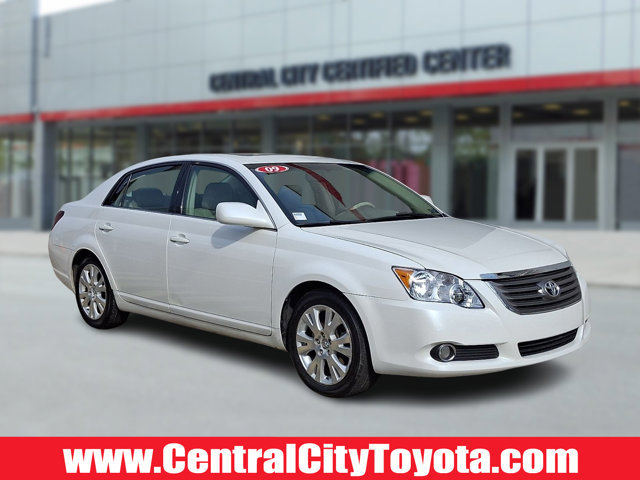 Used 2009 Toyota Avalon XLS image 1
