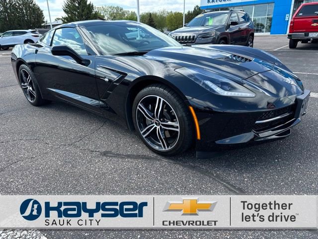 Used 2017 Chevrolet Corvette Stingray Coupe w/ 1LT RWD image 1