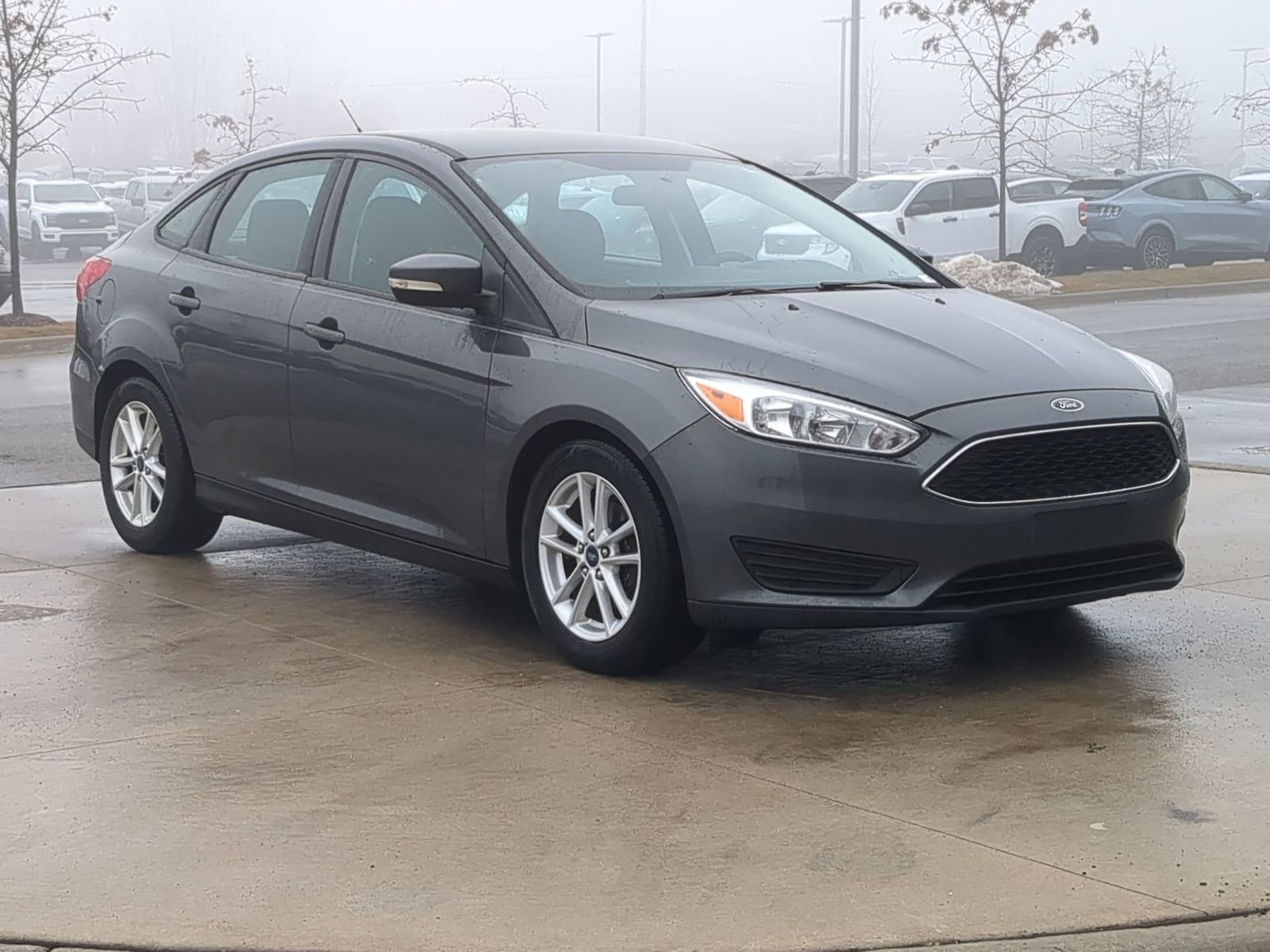 Used 2017 Ford Focus SE image 10