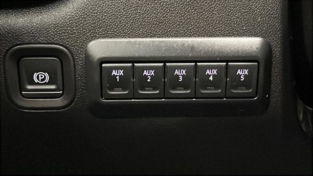 Used 2021 Chevrolet Silverado 1500 W/T w/ WT Value Package image 38