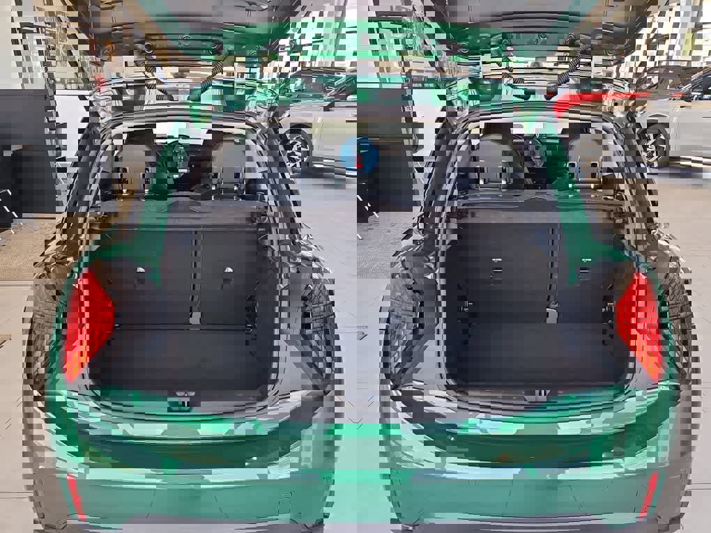 Certified 2025 MINI Cooper S image 9