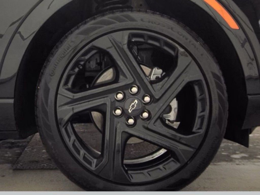 Used 2024 Chevrolet Equinox EV RS image 19