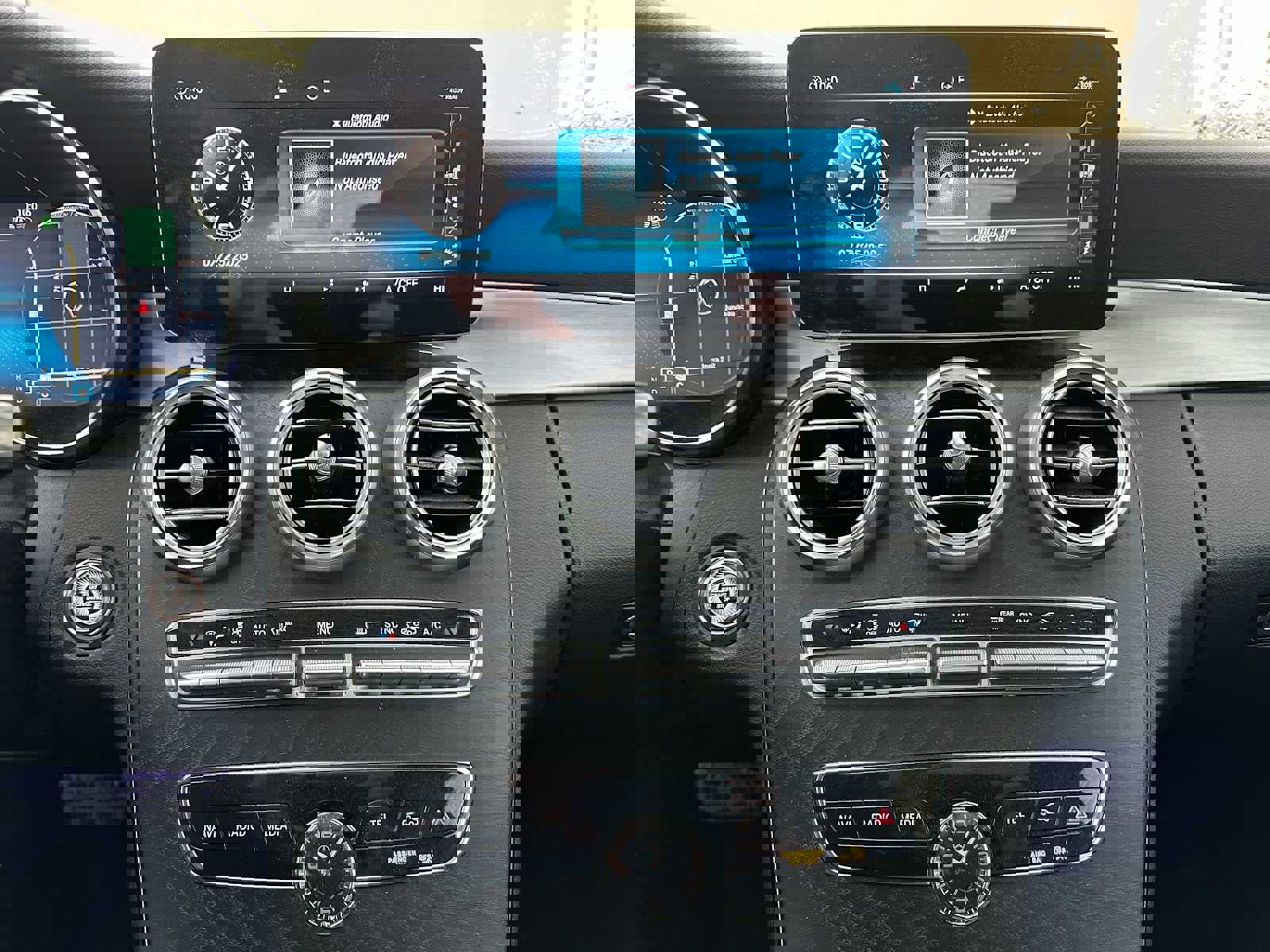 Used 2020 Mercedes-Benz C 300 4MATIC Coupe image 24