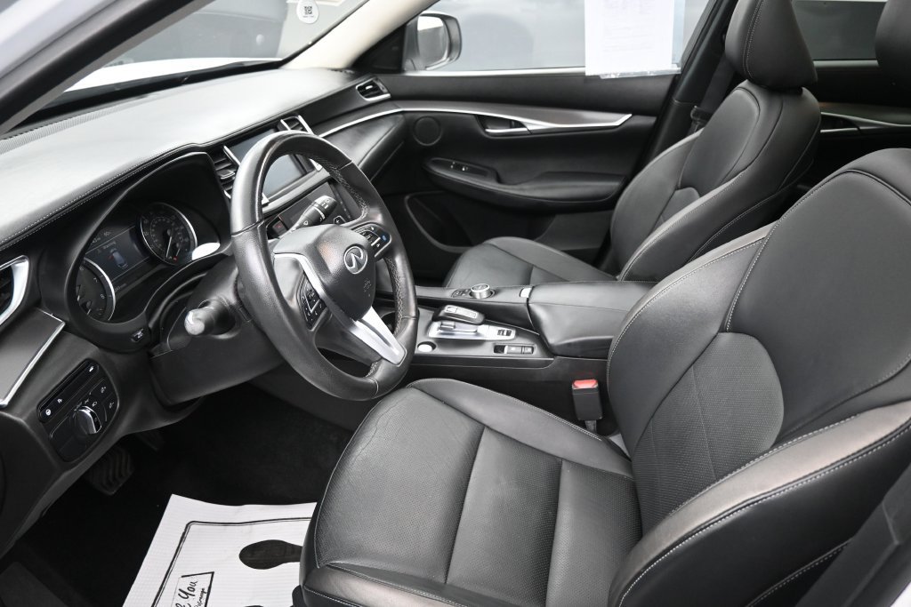Used 2023 INFINITI QX50 Luxe FWD image 21