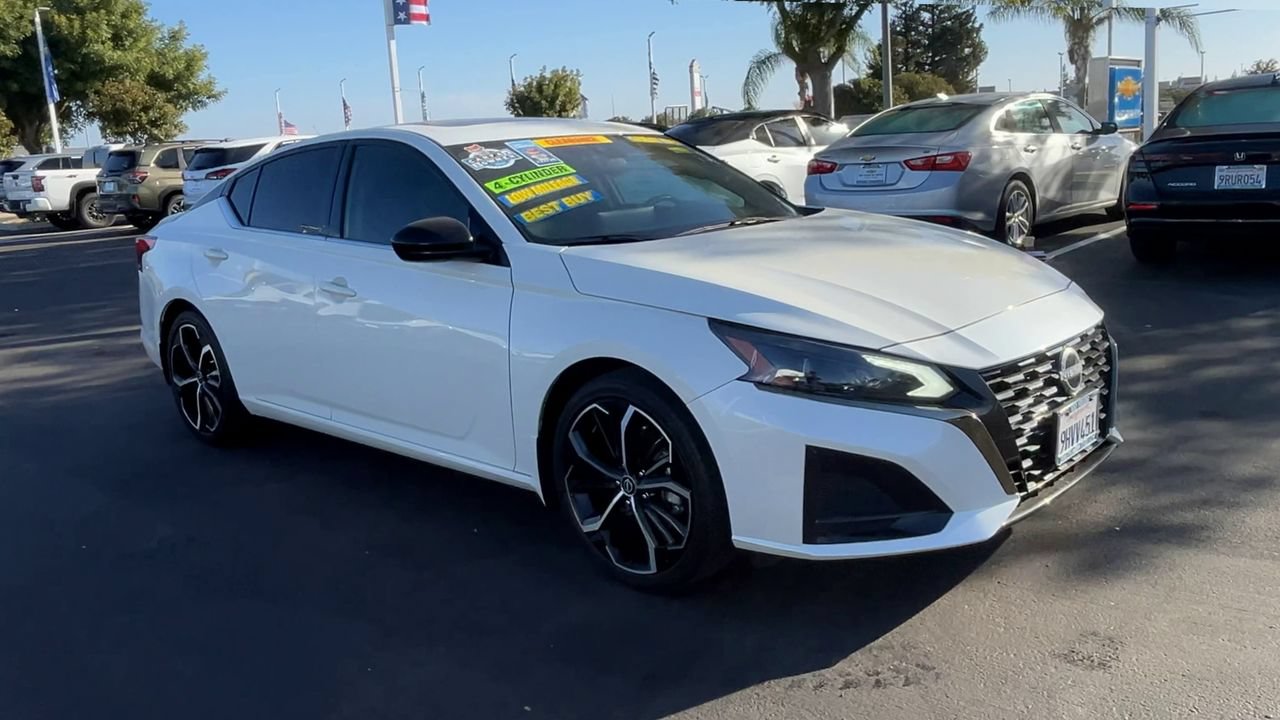 Used 2023 Nissan Altima 2.5 SR w/ SR Premium Package