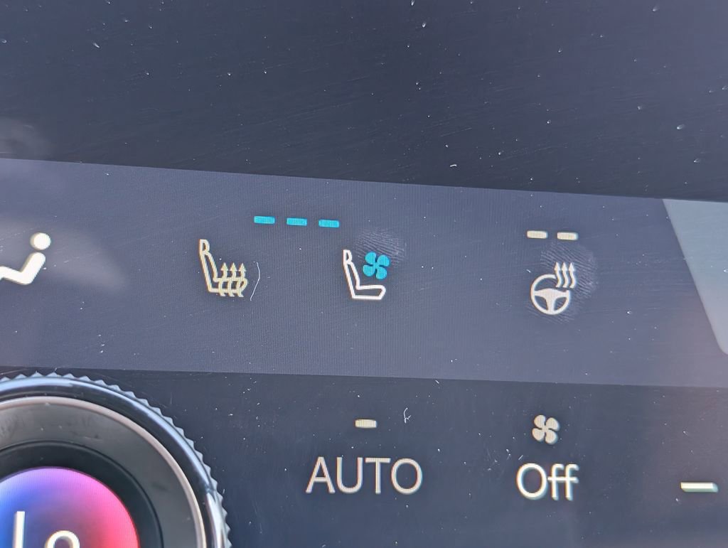 Used 2025 Lexus RX 350 Premium w/ Accessory Package (Z1) FWD image 11