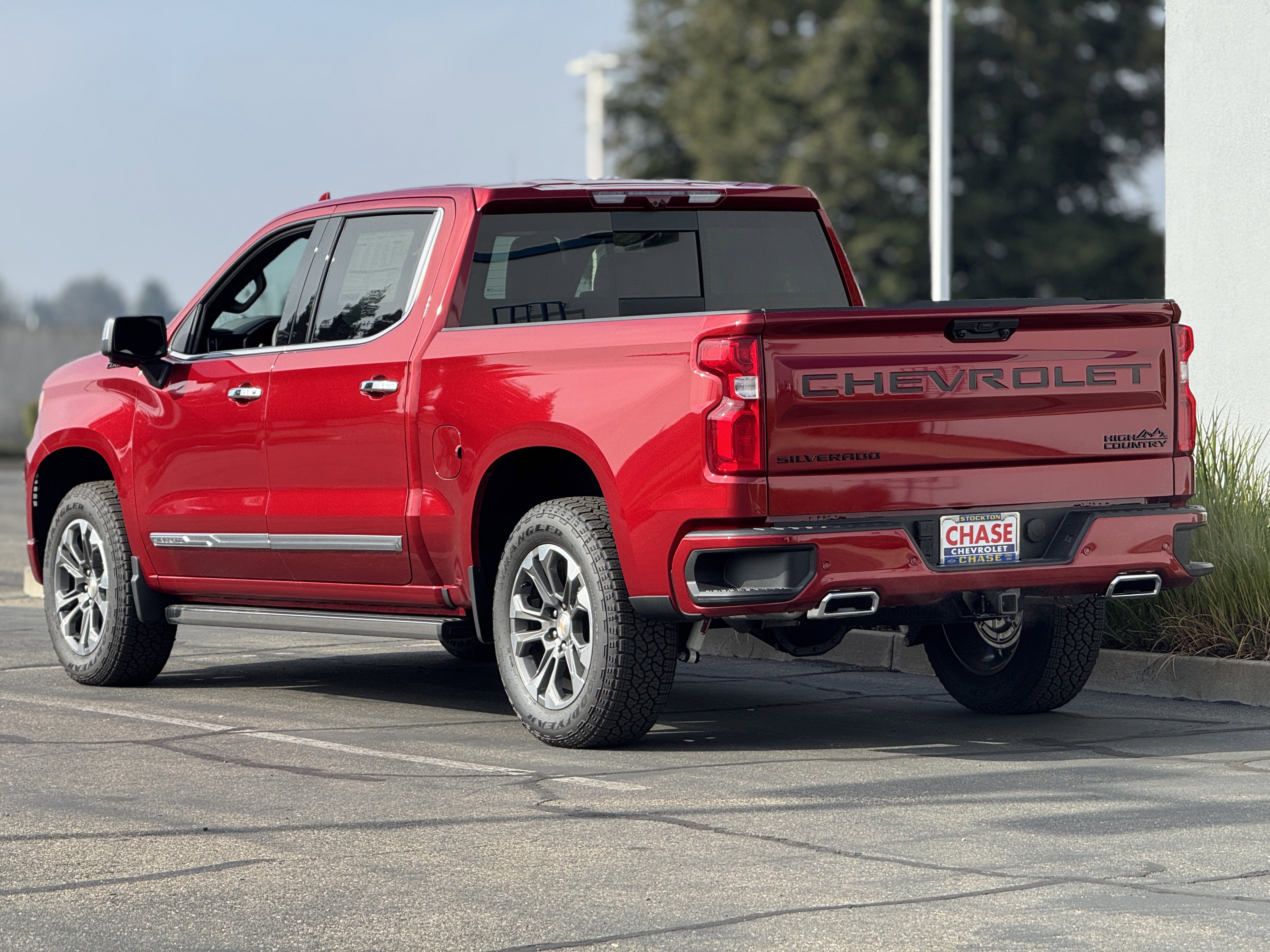 New 2026 Chevrolet Silverado 1500 High Country w/ Technology Package AWD/4WD image 5