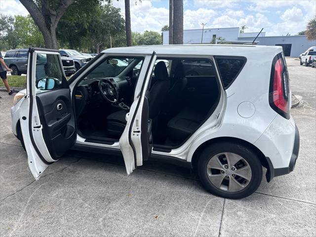 Used 2014 Kia Soul + w/ Eco Package FWD image 16