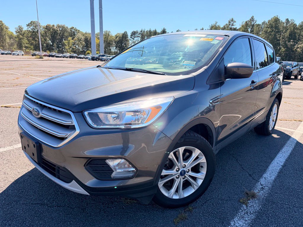 Used 2019 Ford Escape SE AWD/4WD image 1