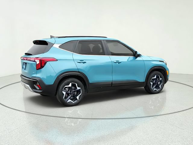 Certified 2025 Kia Seltos EX AWD/4WD image 6