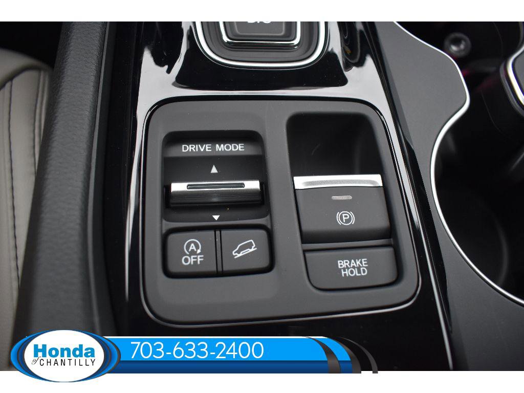 New 2026 Honda Pilot Touring image 18