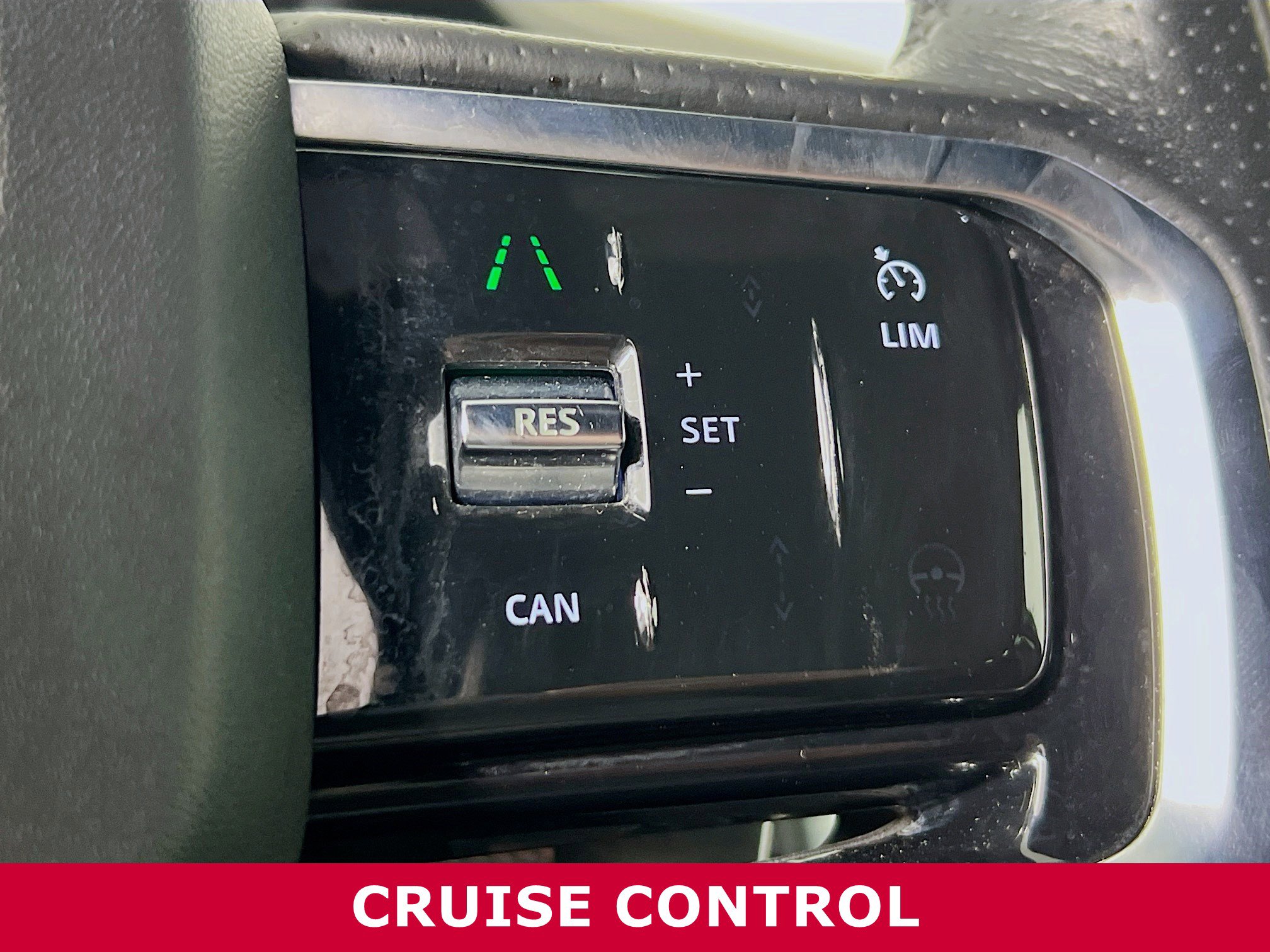 Used 2022 Land Rover Discovery Sport S R-Dynamic image 16