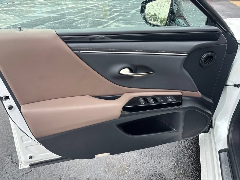 Used 2023 Lexus ES 350 FWD image 8