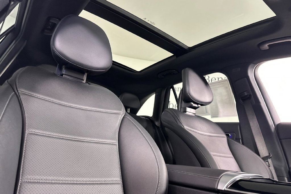 Certified 2026 Mercedes-Benz GLC 300 image 19